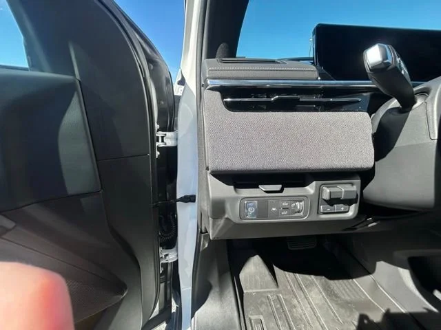 2026 GMC Sierra EV Elevation - Photo 16