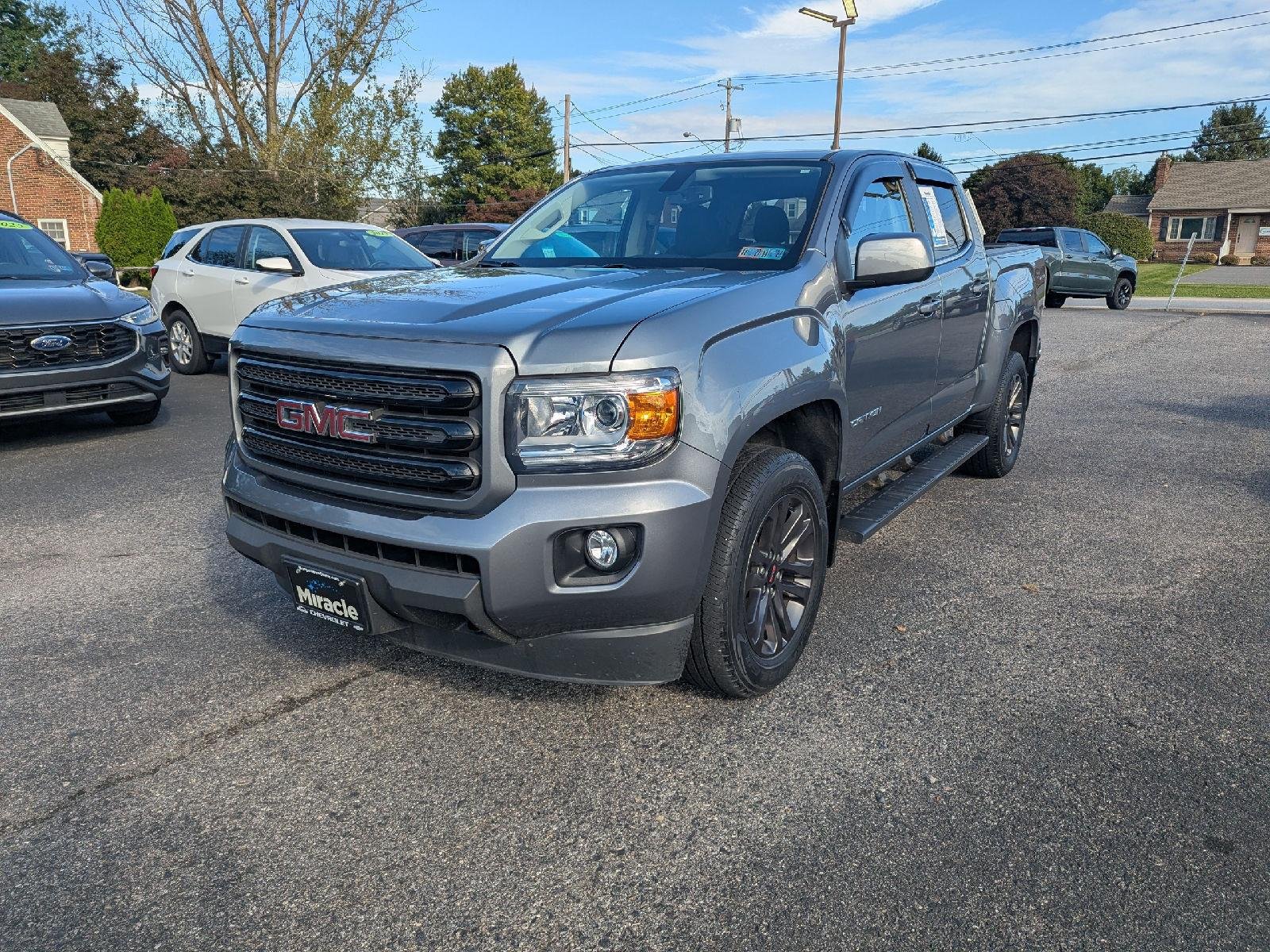 Used 2019 SATIN STEEL METALLIC GMC 4WD SLE image 3