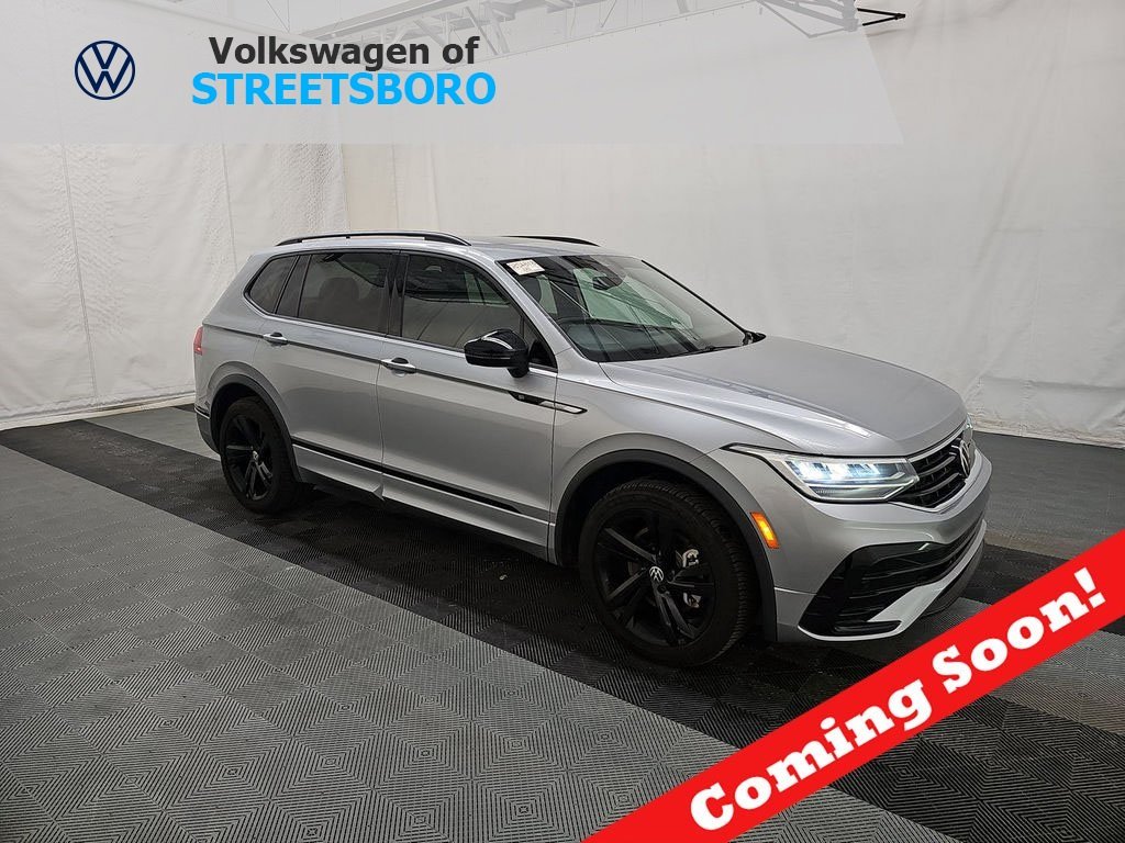 2023 Volkswagen Tiguan SE R-LINE BLACK