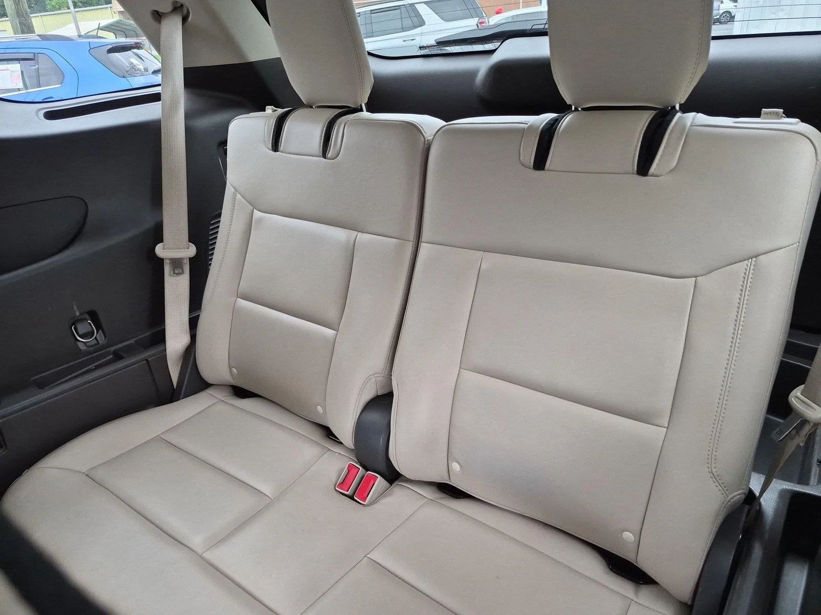 Used 2022 Star White Metallic Tri-Coat Ford Platinum image 35