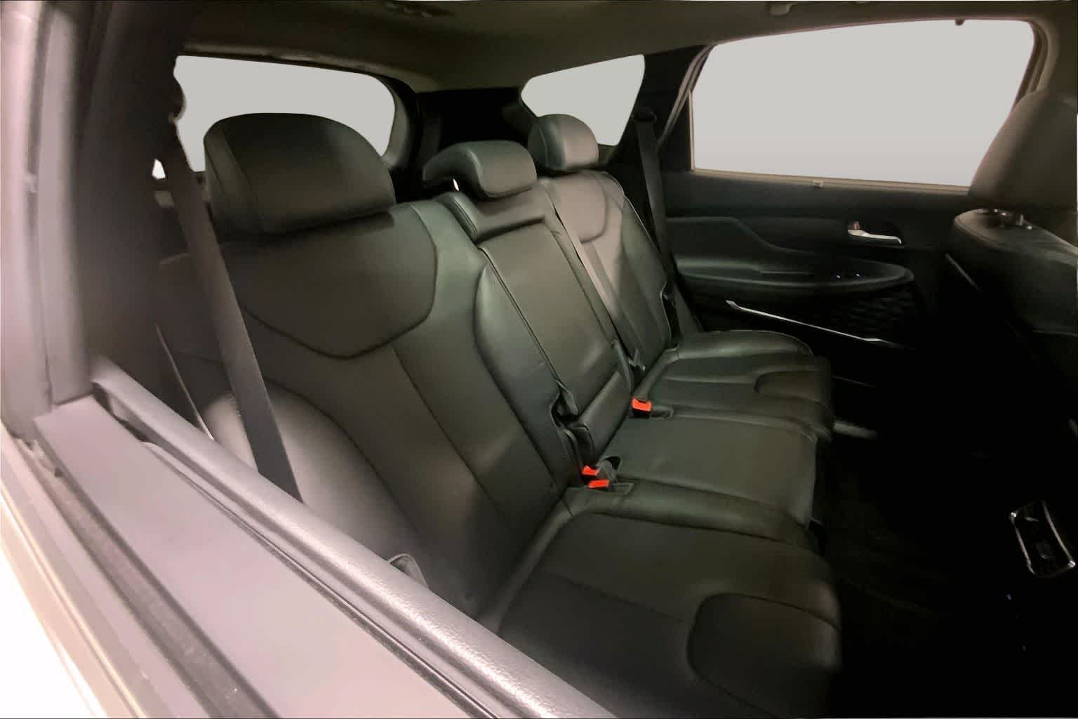 Used 2022 Quartz White Hyundai Limited image 19