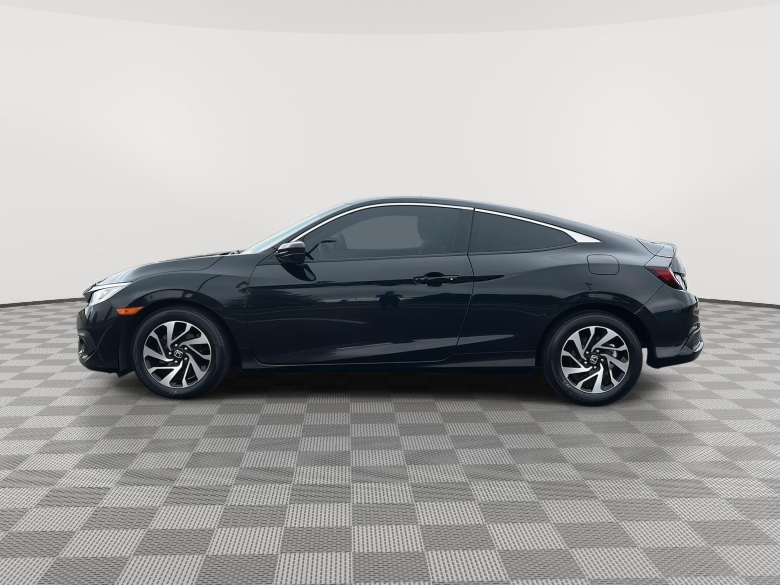Certified Used 2016 Crystal Black Pearl Honda LX image 3