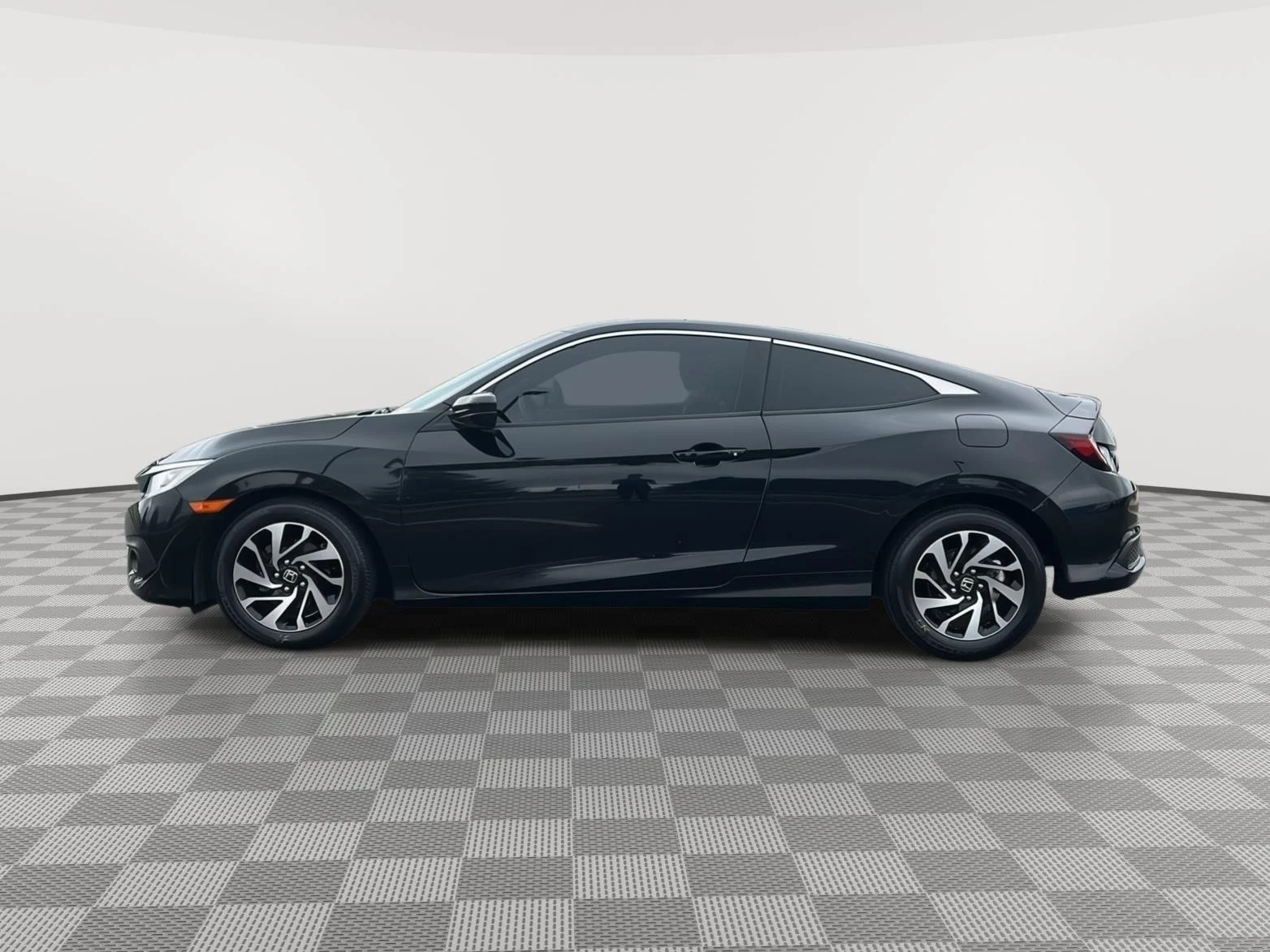 Certified Used 2016 Crystal Black Pearl Honda LX image 3