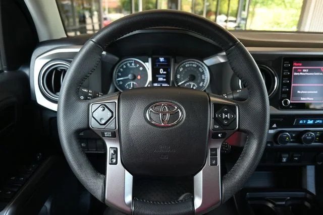 Used 2022 Gray Toyota SR5 image 21