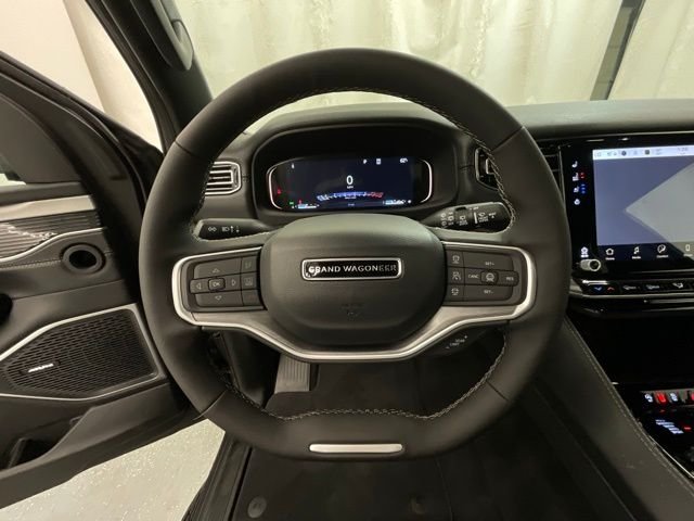 New 2026 Baltic-Gray Metallic Clear-Coat Exterior Paint Jeep Upland image 11