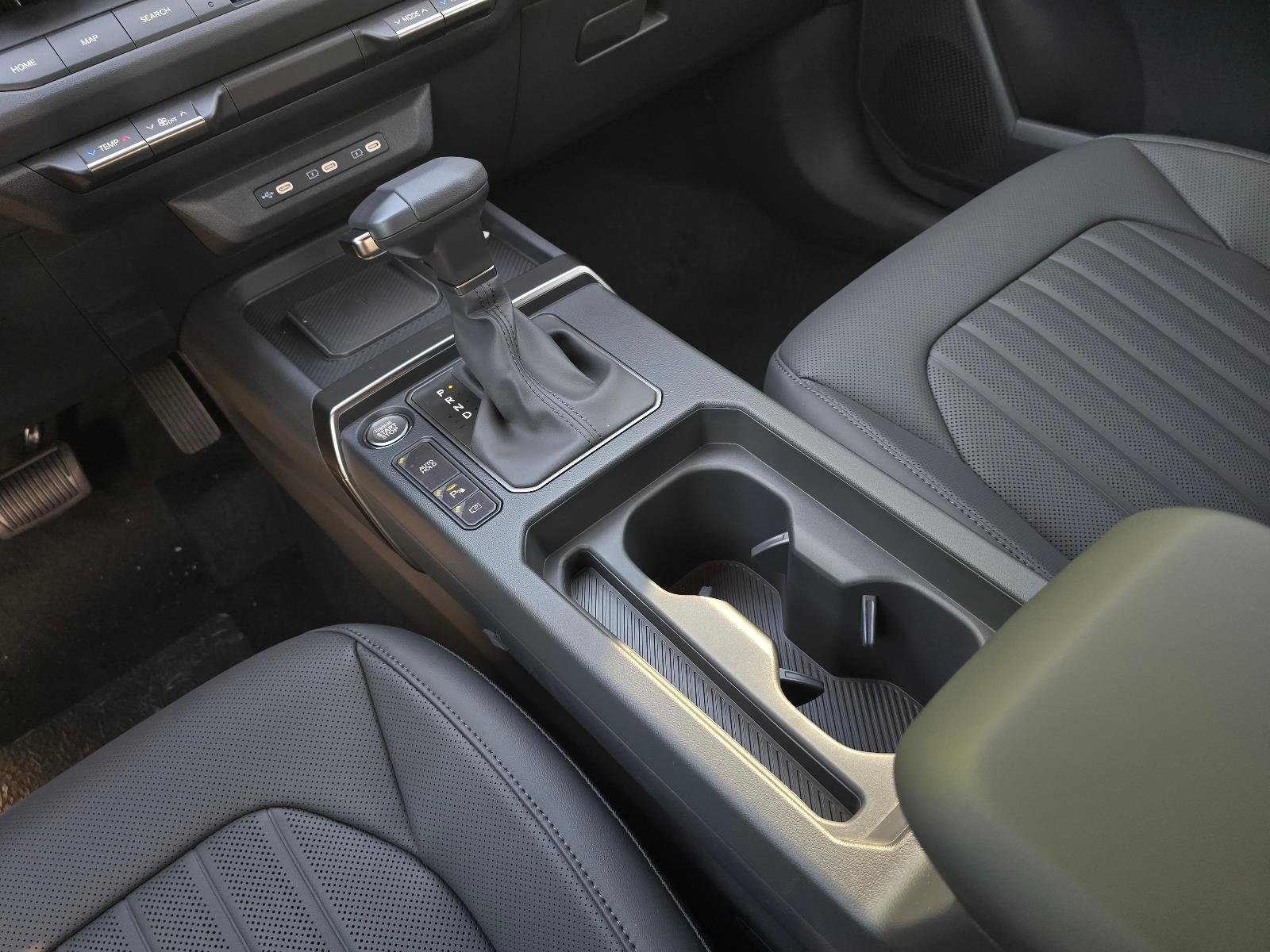 New 2027 Frost Blue Kia X-Line S image 9