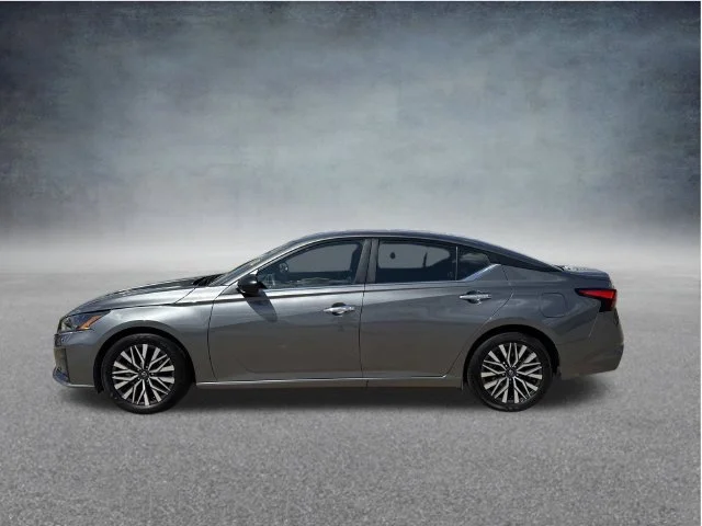 Used 2025 Gray Nissan 2.5 SV image 14