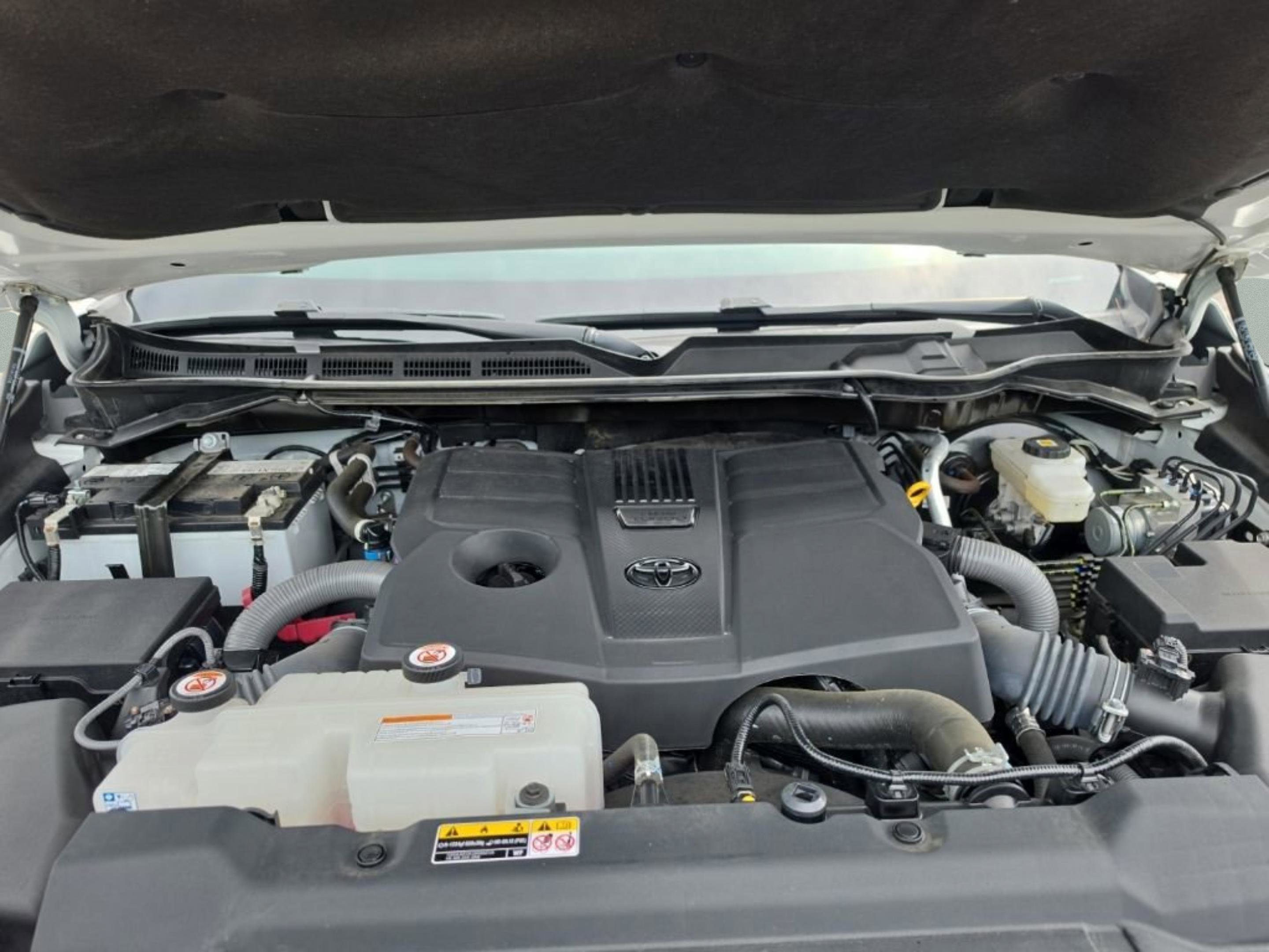 Used 2023 White Toyota Limited image 10