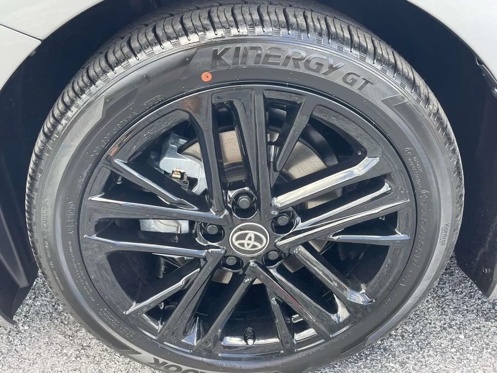 New 2026 Heavy Metal Toyota SE image 5
