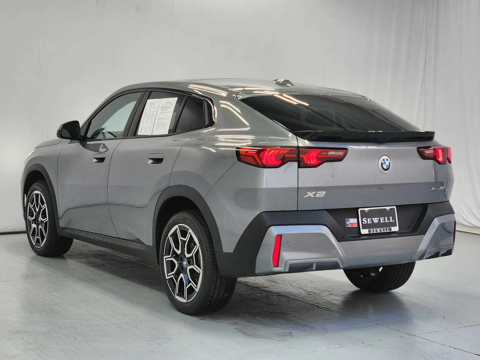 Certified Used 2026 Skyscraper Grey Metallic BMW xDrive28i image 4