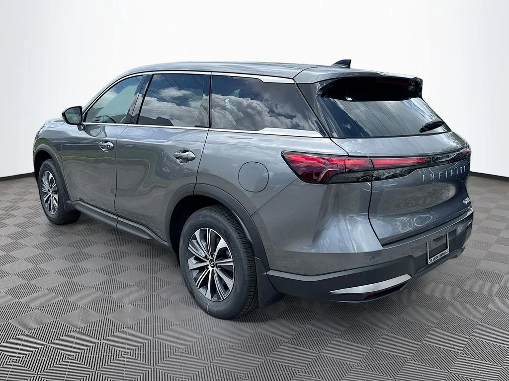 New 2027 GRAPHITE SHADOW INFINITI Pure FWD image 7