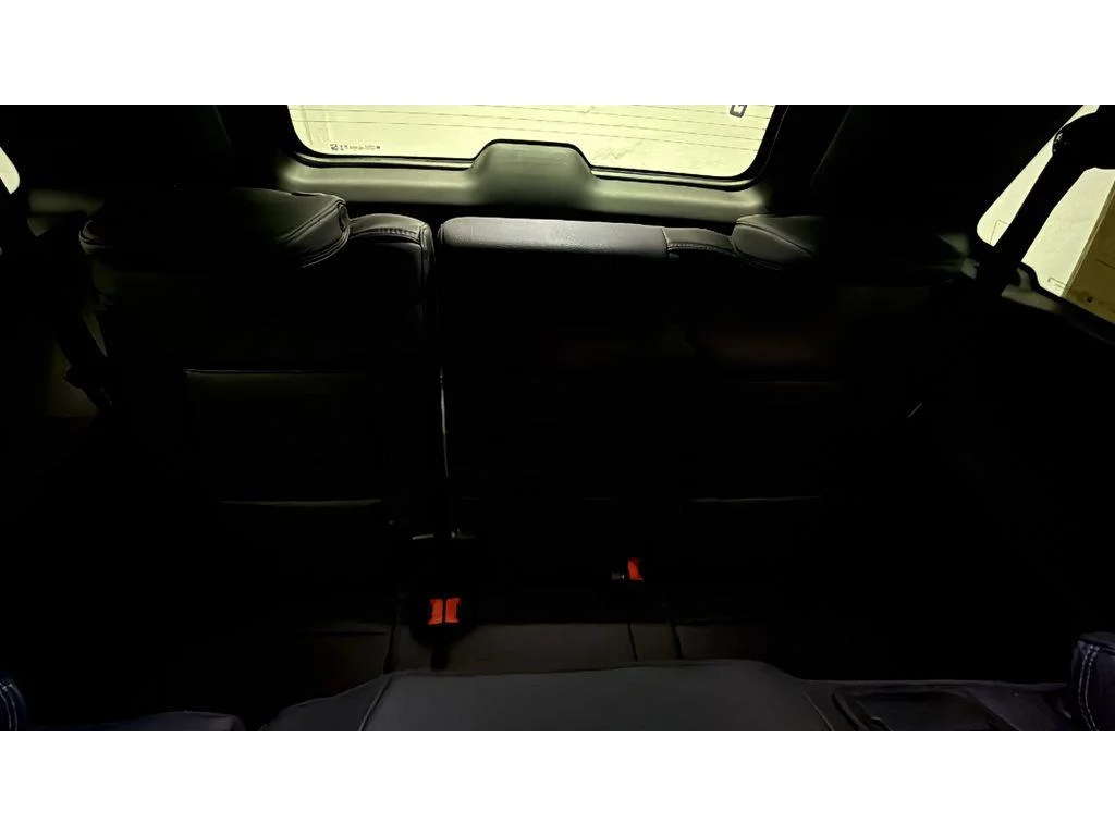 Used 2023 Onyx Black GMC Denali image 34