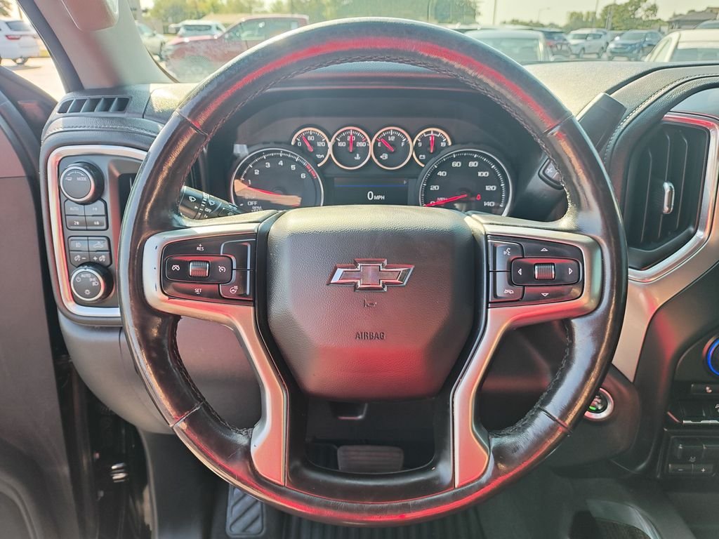Used 2020 Black Chevrolet RST image 17