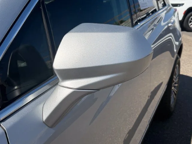 Used 2019 Radiant Silver Metallic Cadillac Luxury image 13