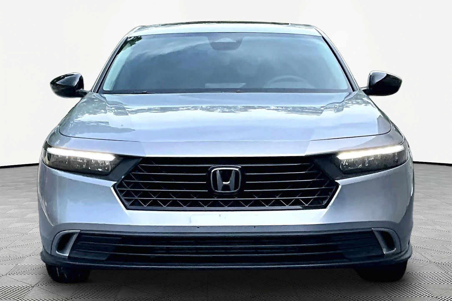 Used 2024 Solar Silver Metallic Honda EX image 4