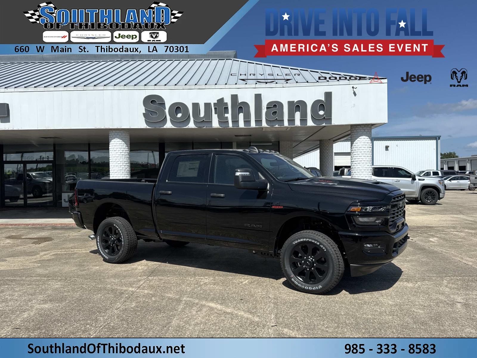 New 2026 Diamond Black Crystal Pearl-Coat Exterior Paint RAM Big Horn image 1
