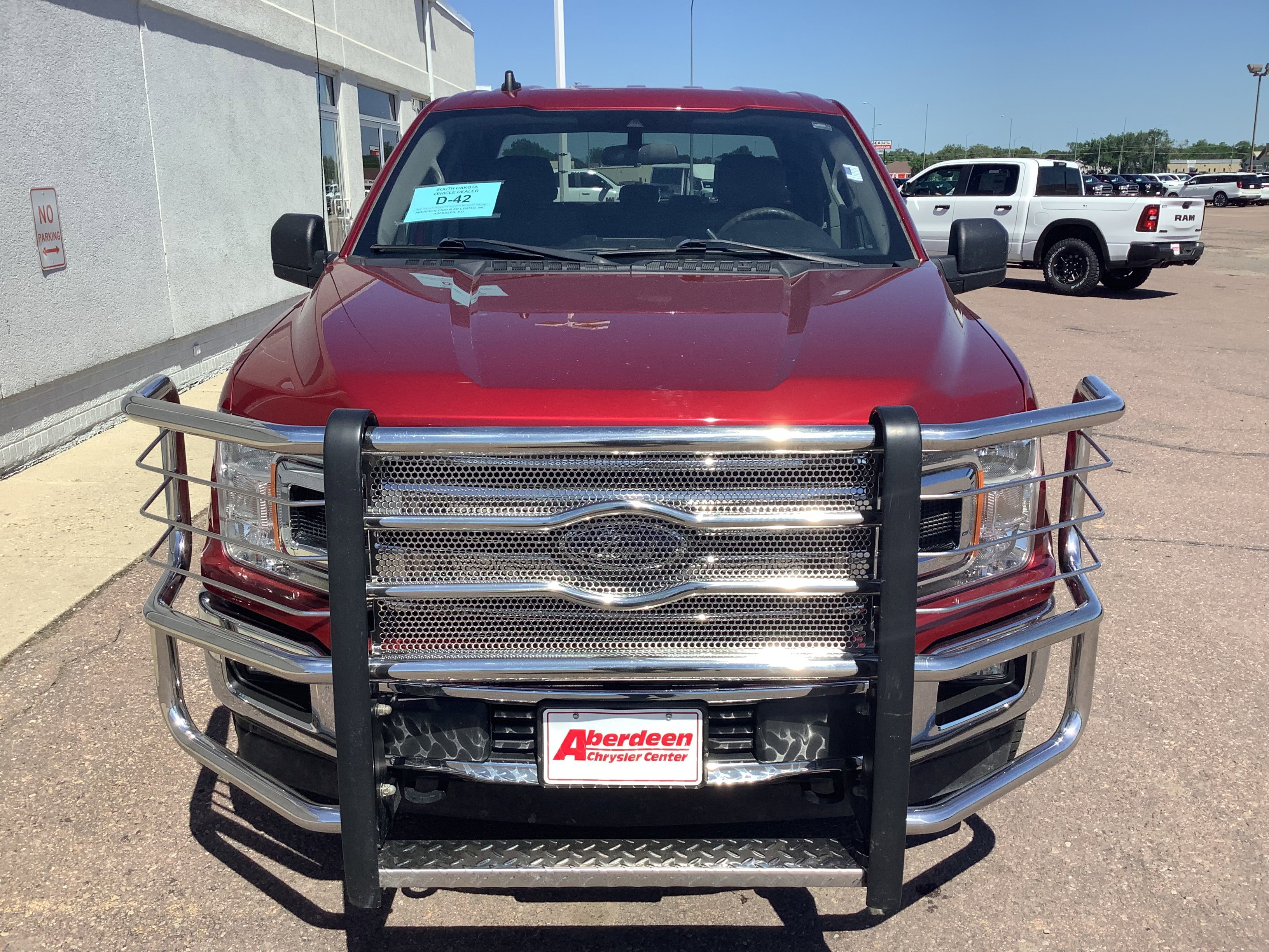 Used 2019 Red Ford XLT image 3