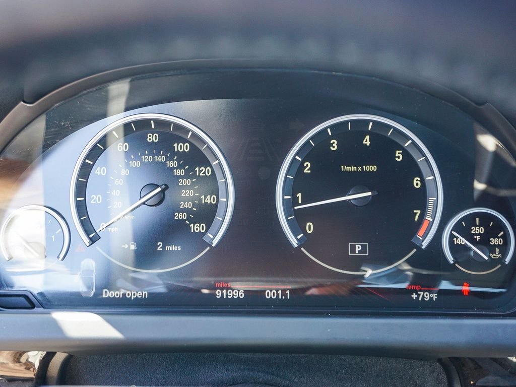 Used 2012 White BMW 650i image 21