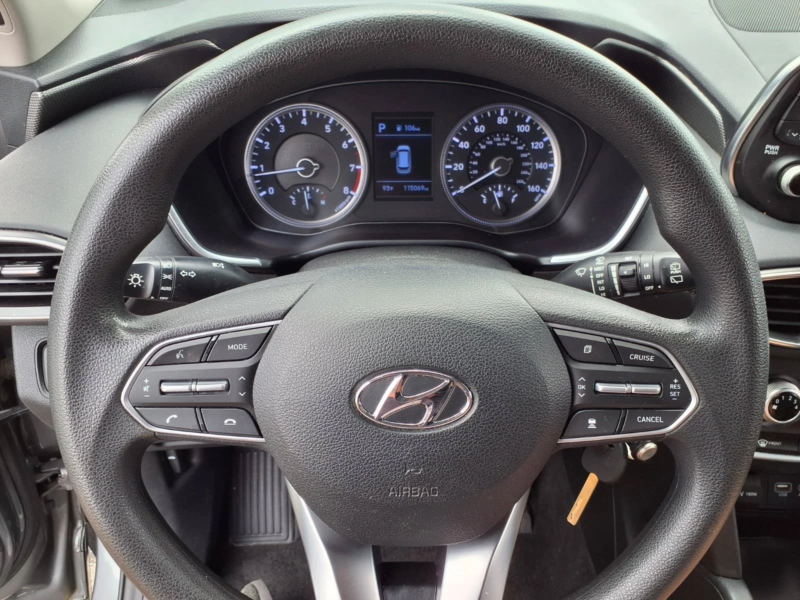 Used 2020 Machine Gray Hyundai SE image 16