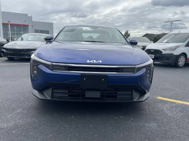 Used 2025 Blue Kia LXS image 11