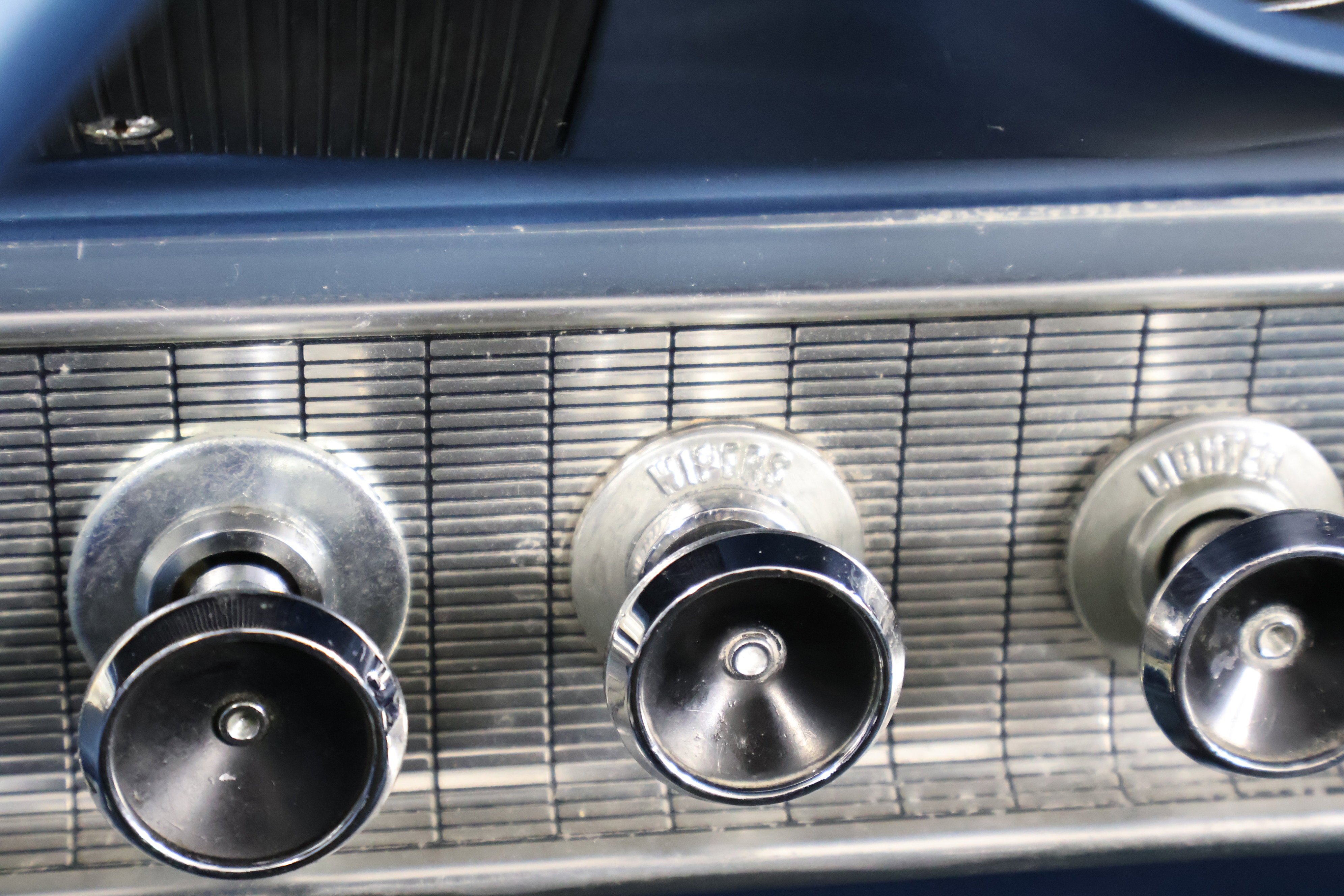 Used 1963 White Ford  image 40