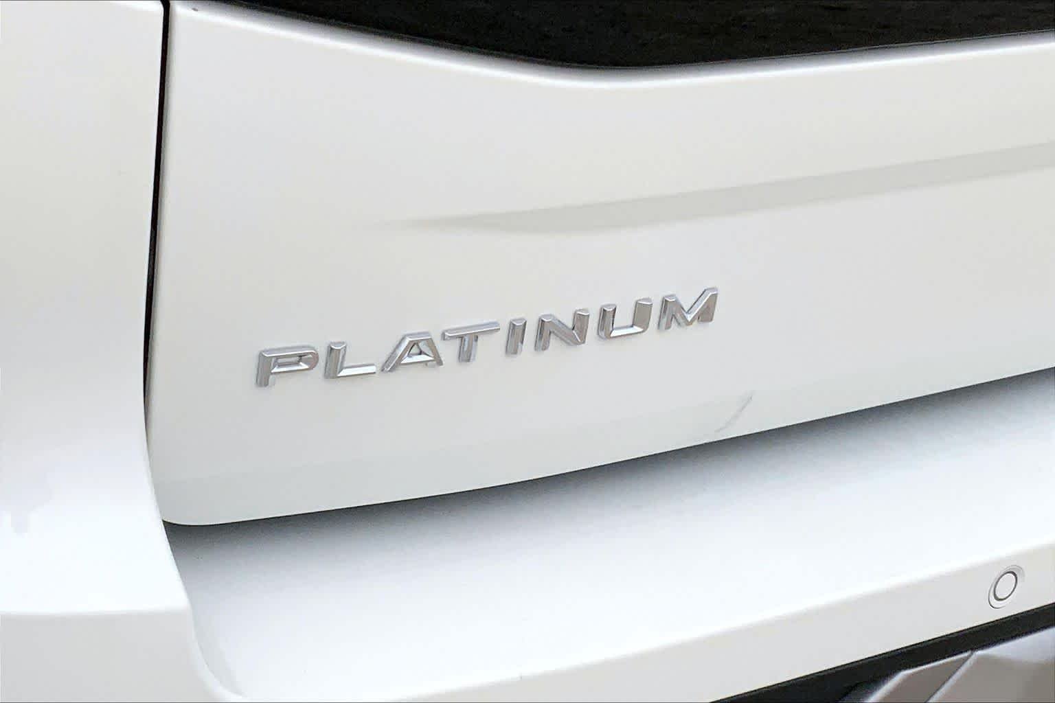 New 2026 Star White Metallic Tri-Coat Ford MAX Platinum® image 14
