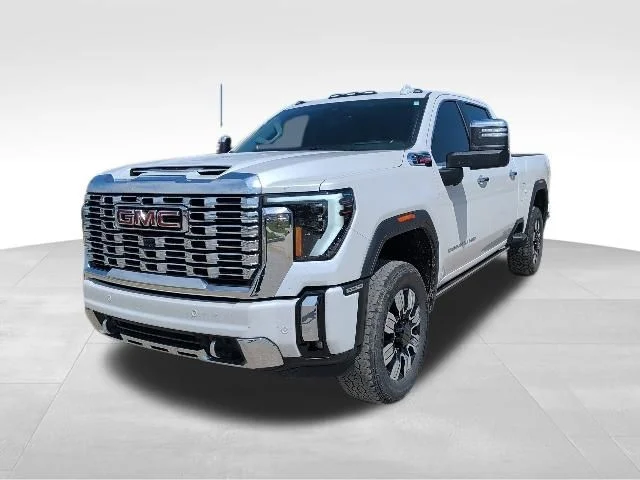 Used 2025 White GMC Denali image 7
