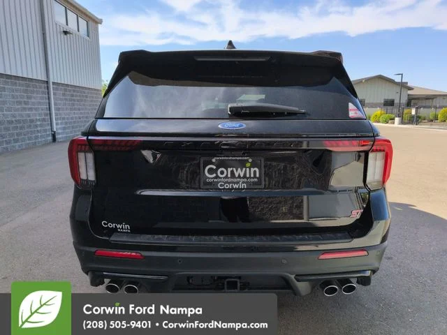 New 2026 Agate Black Metallic Ford ST image 4