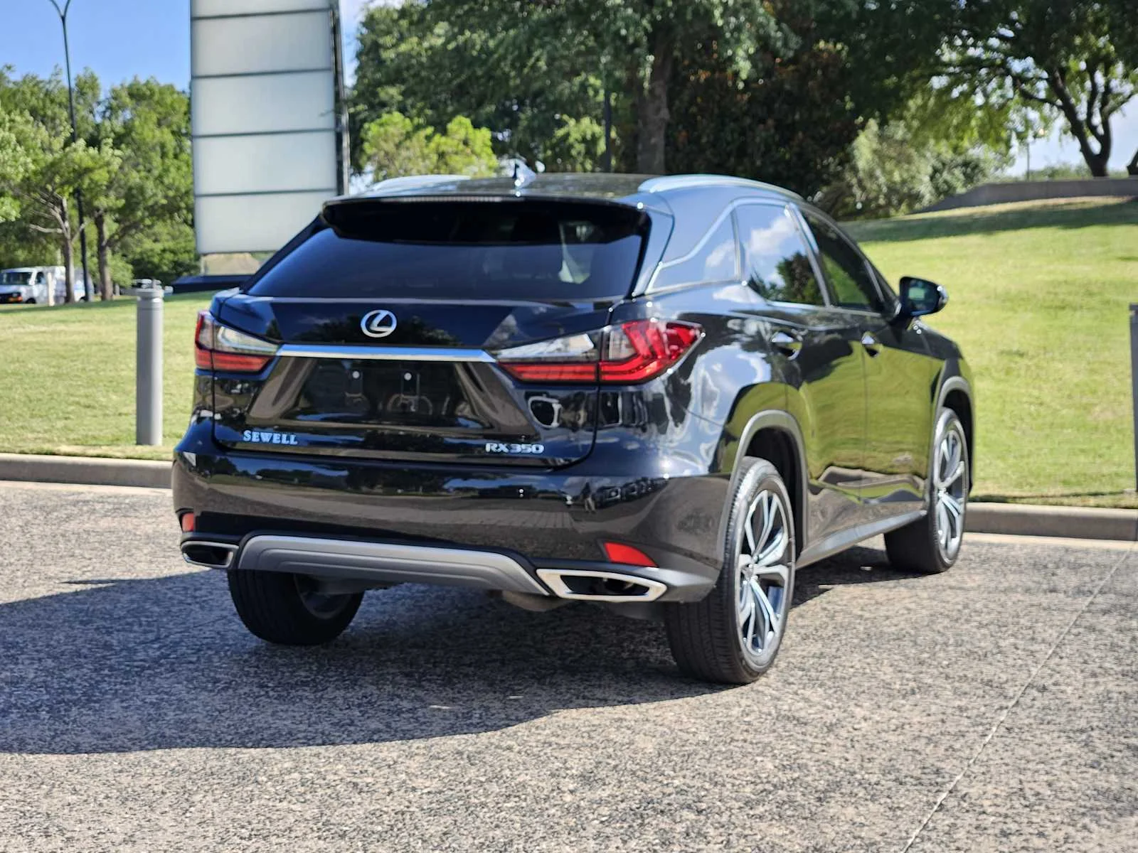 Certified Used 2021 CAVIAR Lexus  image 4