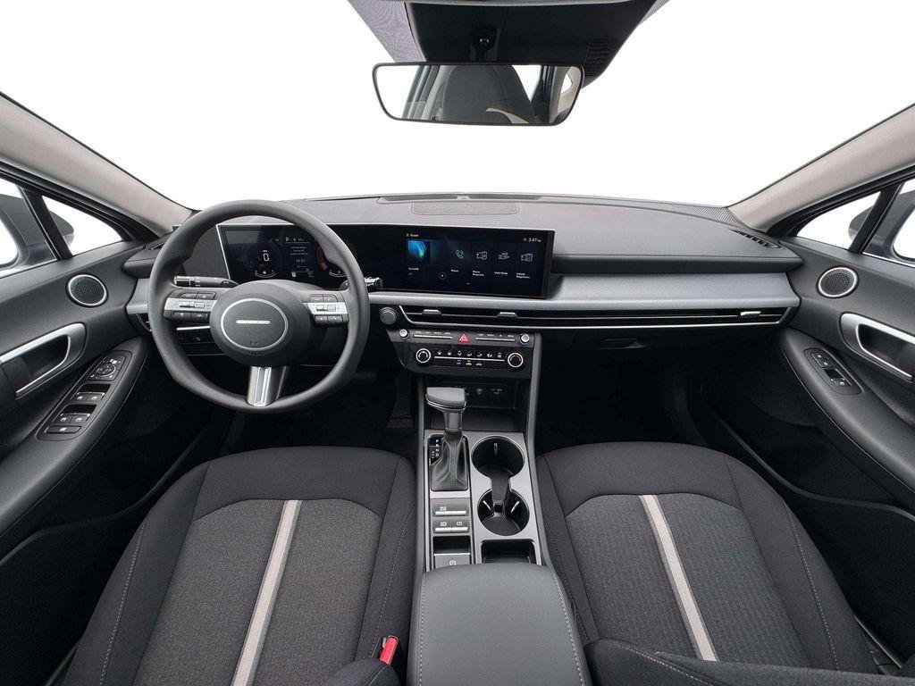 2026 Hyundai Sonata SE - Photo 13