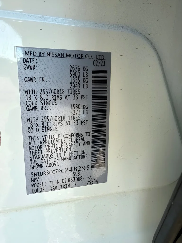 Used 2023 White Nissan SL image 32
