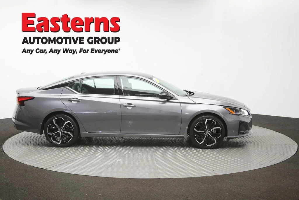 Used 2023 Gray Nissan 2.5 SR image 44