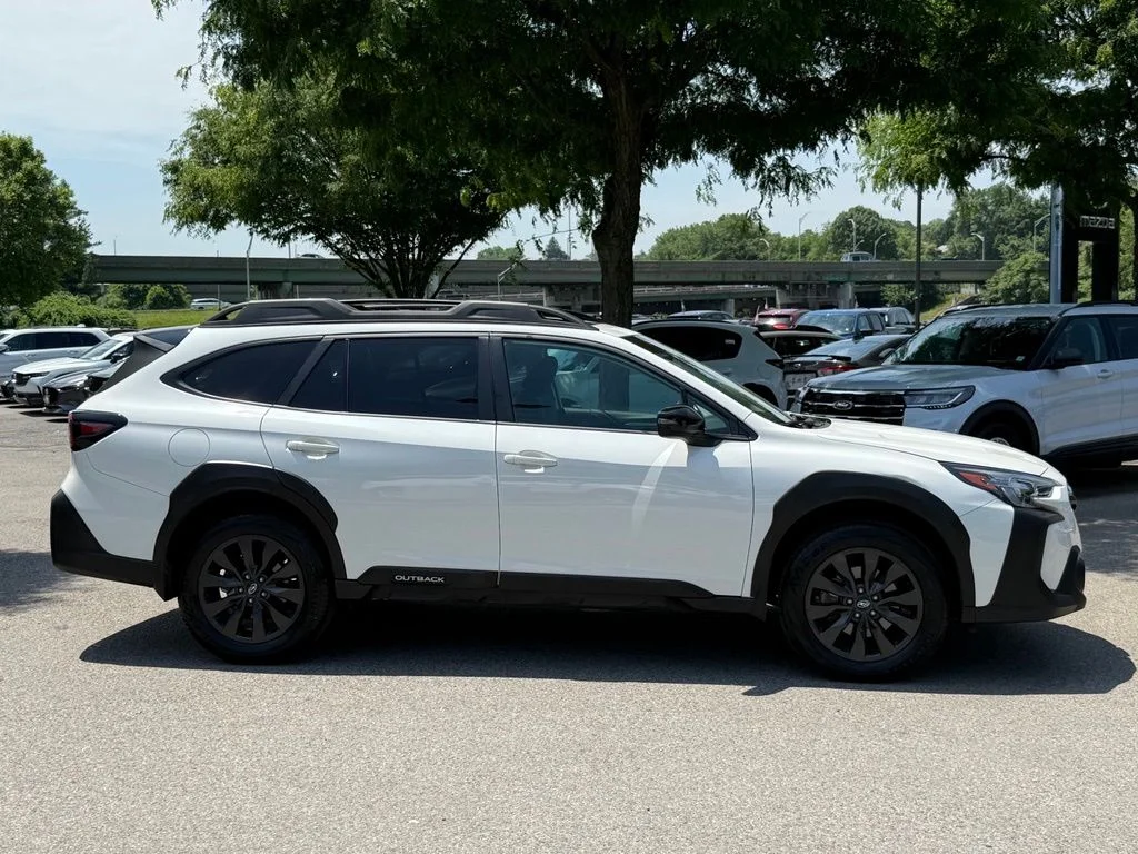 Used 2024 White Subaru Onyx Edition XT image 5