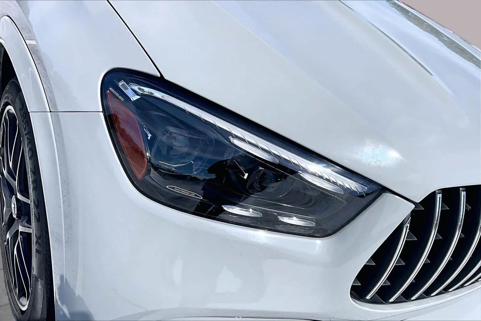 Used 2025 MANUFAKTUR Alpine Grey Mercedes-Benz AMG® GLE 63 S image 27