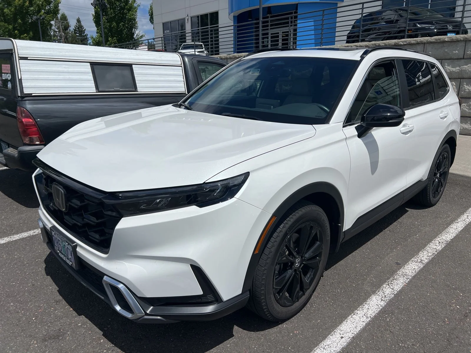 2025 Honda CR-V Hybrid Sport Touring AWD's photo