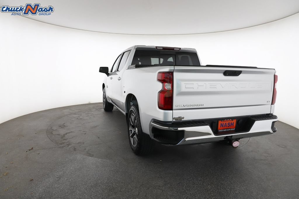 Used 2021 SILVER ICE METALLIC Chevrolet LT image 10