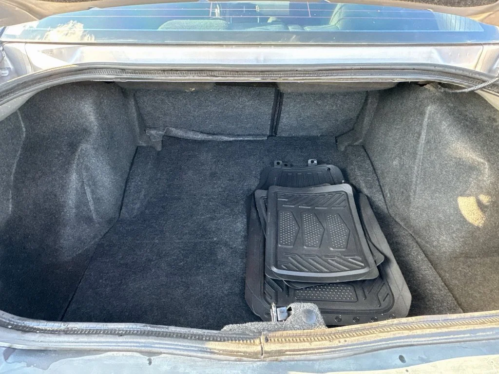 Used 2014 Silver Dodge SXT image 26