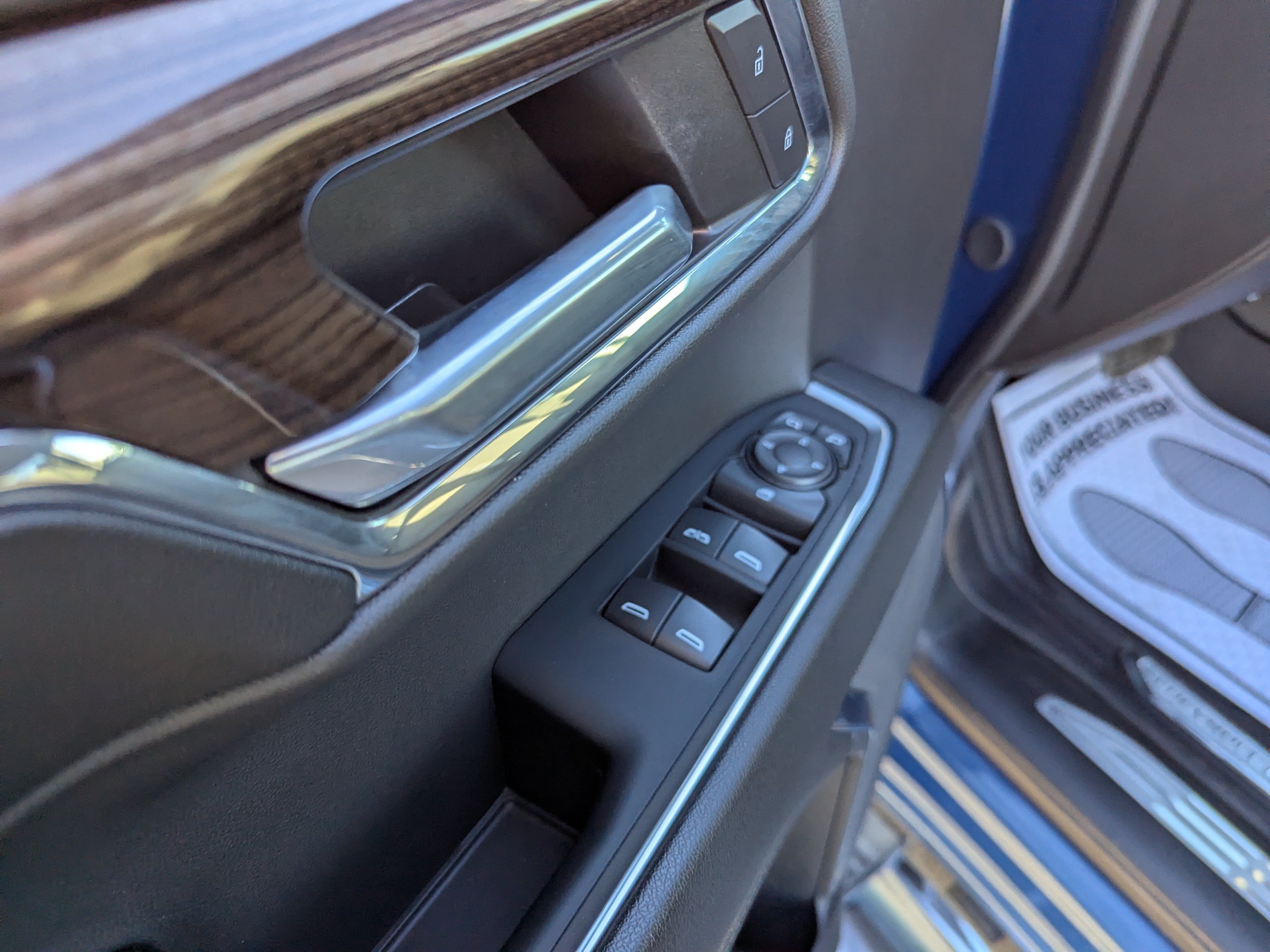 2024 Chevrolet Silverado 1500 LT - Photo 10