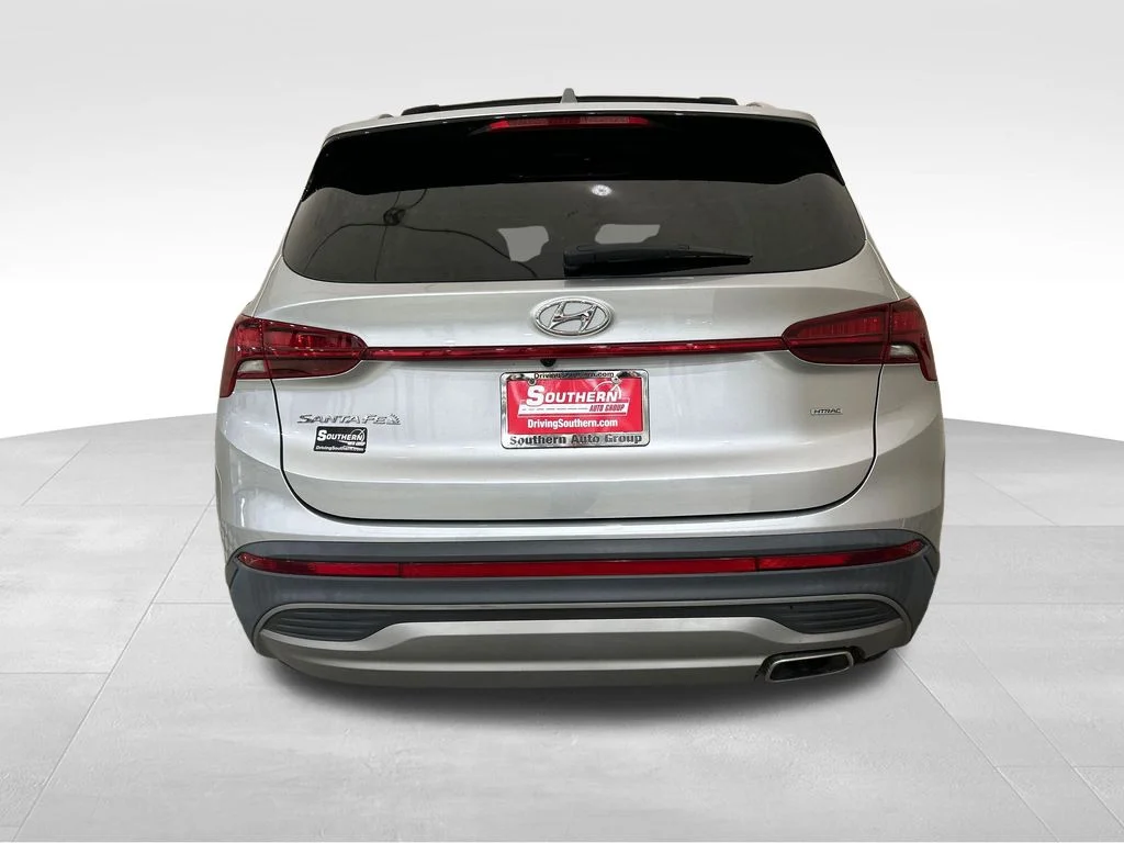 Used 2023 Silver Hyundai SEL image 4