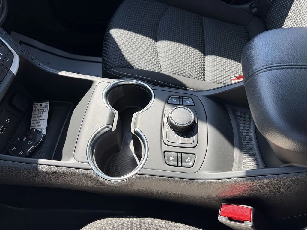 Used 2023 Blue GMC SLE image 22