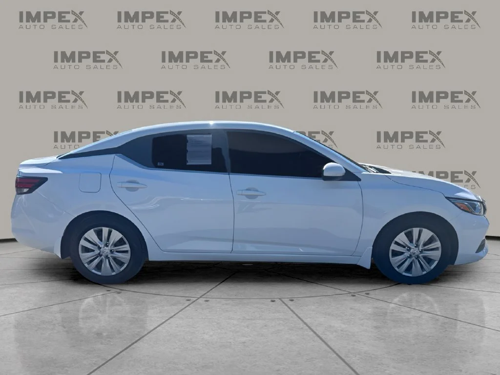 Used 2021 White Nissan S image 6