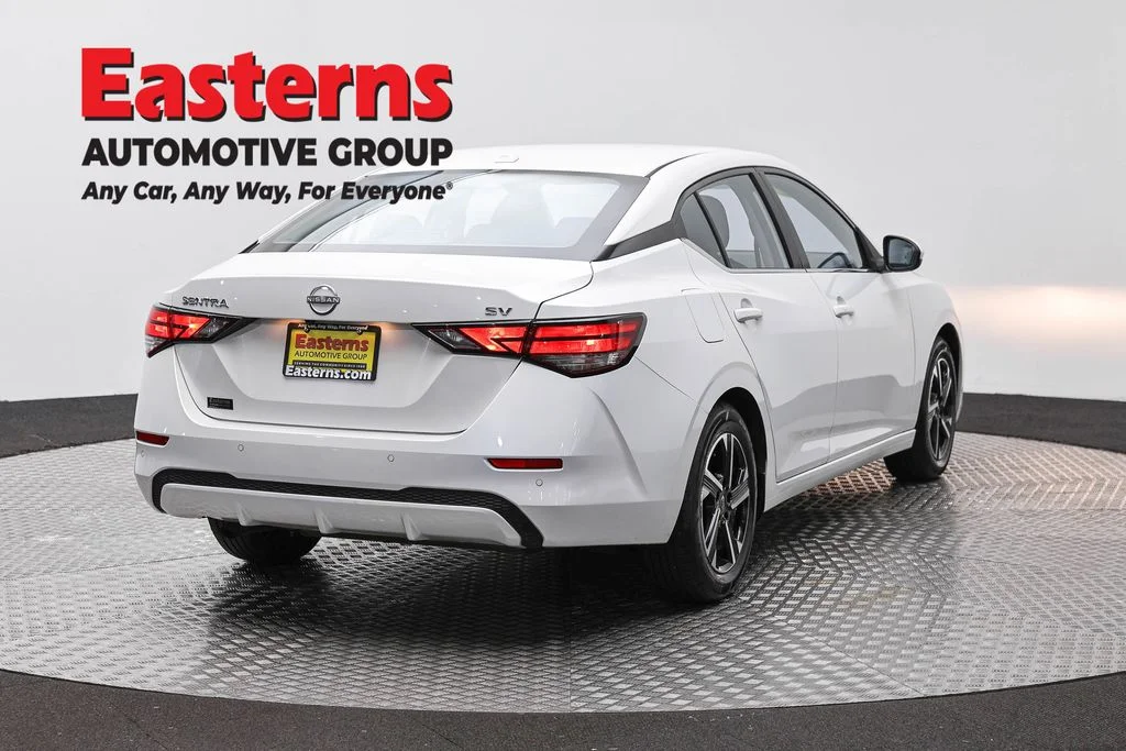 Used 2024 White Nissan SV image 5