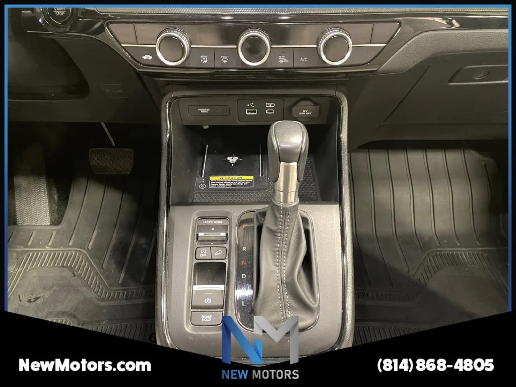 Used 2023 White Honda EX-L image 11