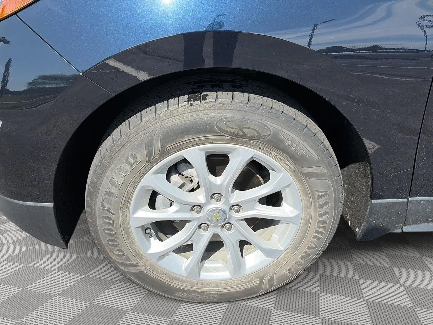 Used 2020 Midnight Blue Metallic Chevrolet LS image 4