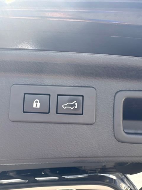 Used 2024 Crystal Black Silica Subaru Touring image 39