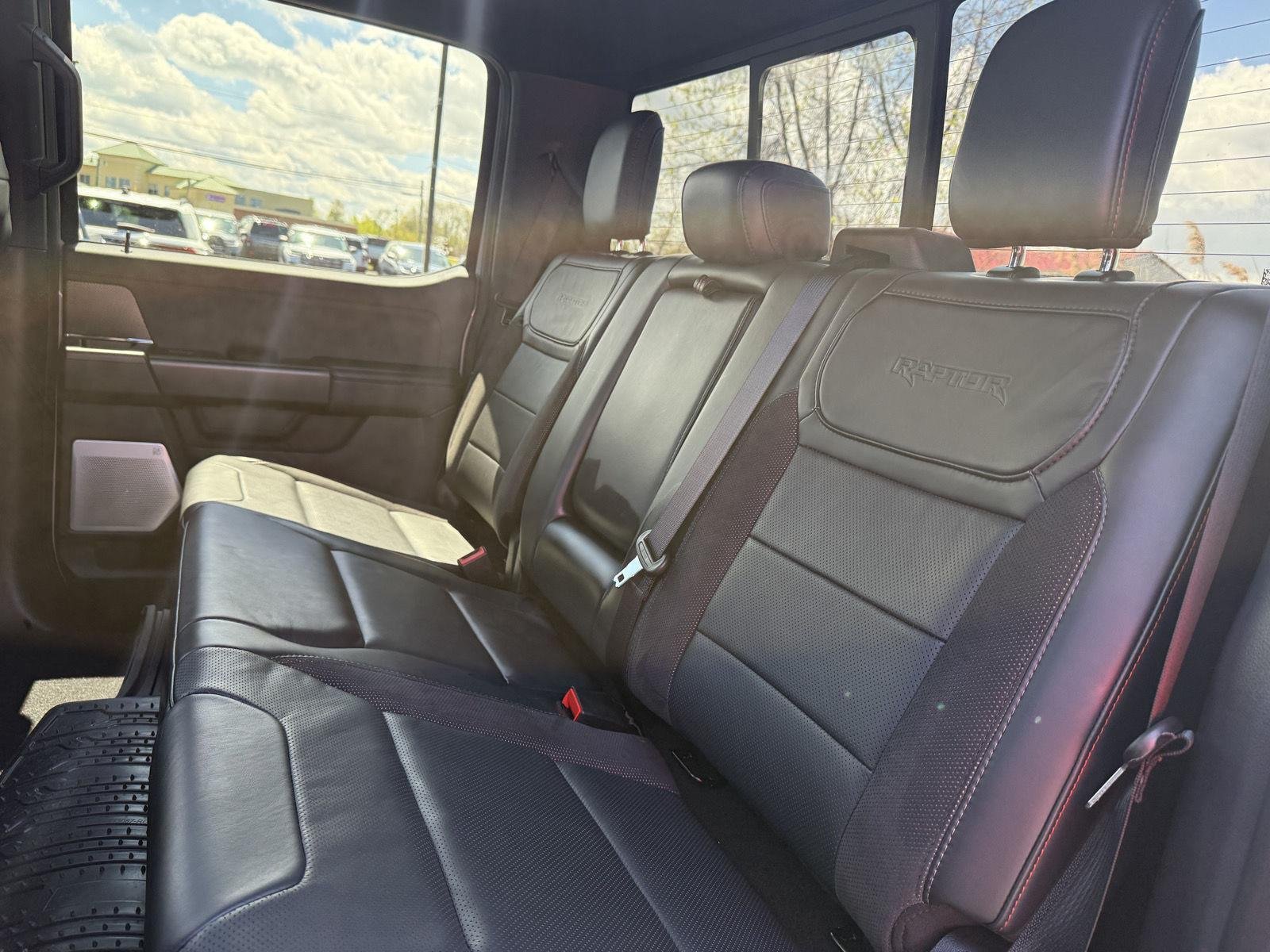 Used 2024 Avalanche Gray Ford Raptor image 22