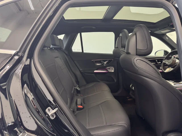 New 2027 Black Mercedes-Benz GLC 300 image 19