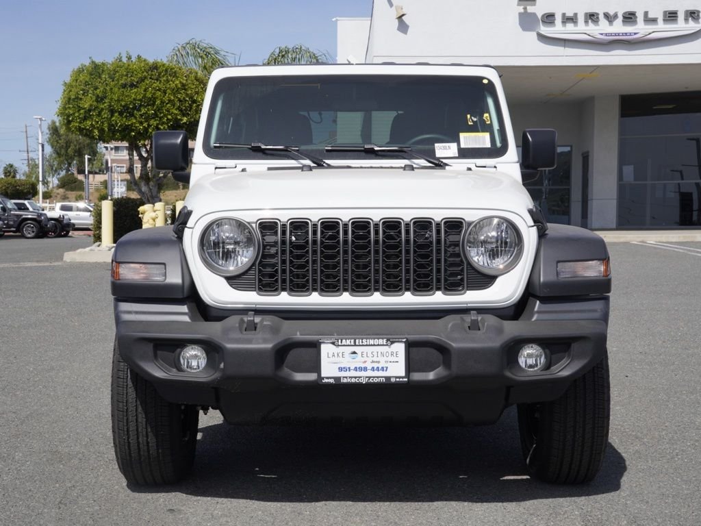 New 2026 Bright White Clear-Coat Exterior Paint Jeep Sport image 8