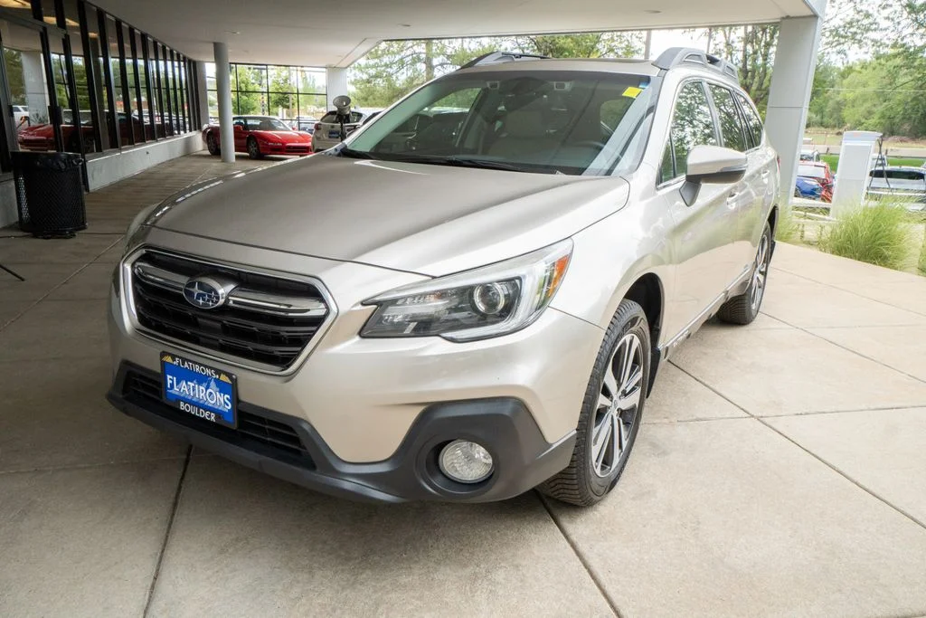 Used 2019 Gray Subaru 2.5i image 3