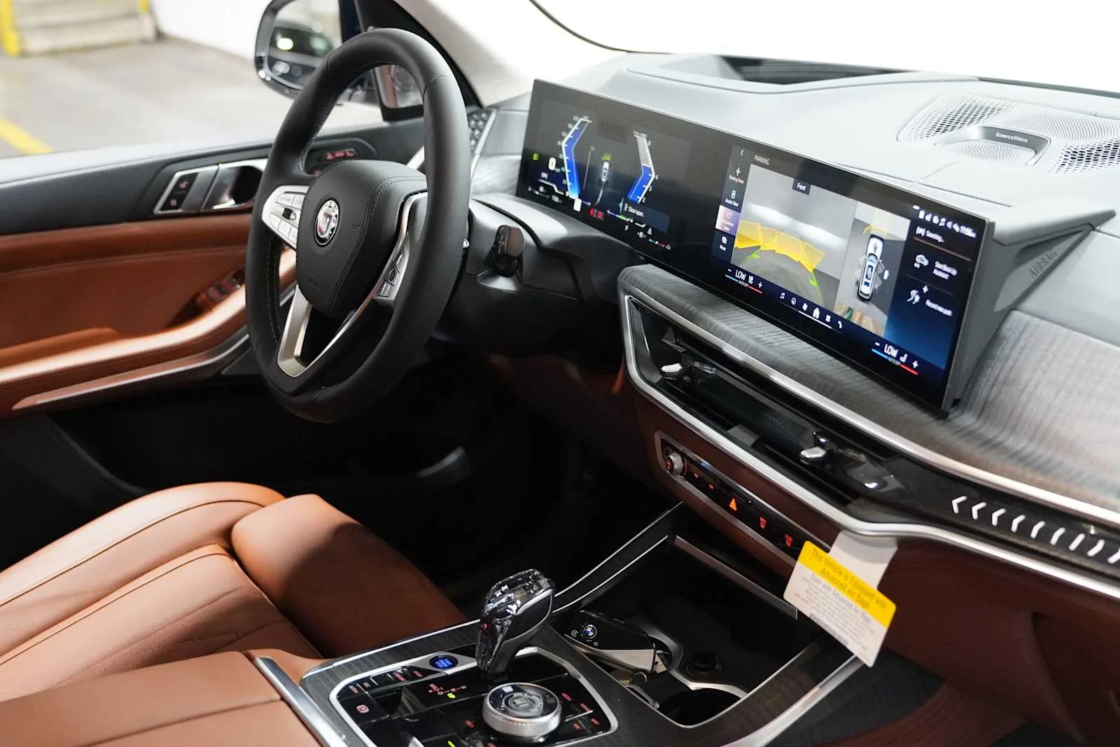 New 2026 Mineral White Metallic BMW ALPINA XB7 image 13